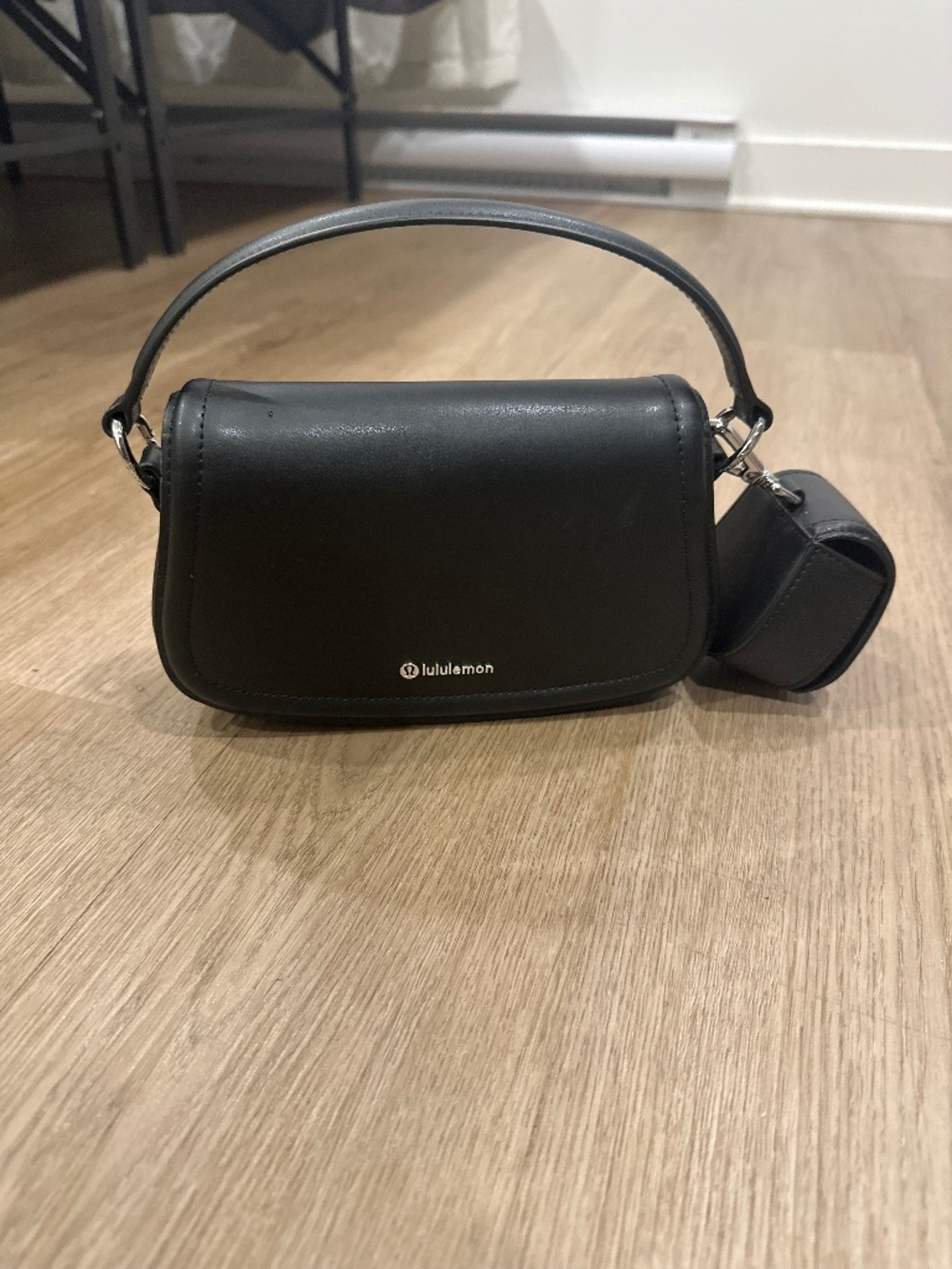 Lululemon Black Handbag - Picture 1 of 2